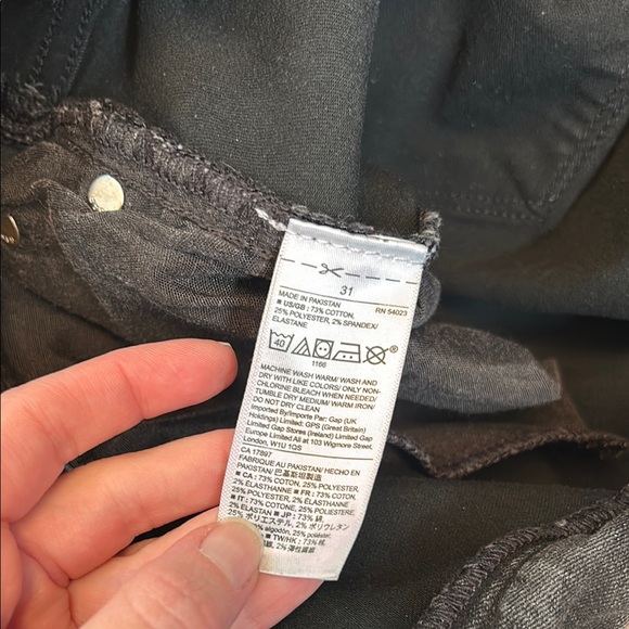 Stylish Black Denim Jeans - Picture 4 of 5